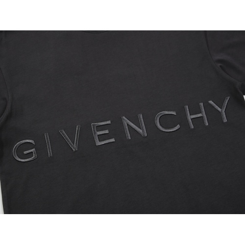 Replica Givenchy T-Shirts Short Sleeved For Unisex #1046418 $40.00 USD for Wholesale