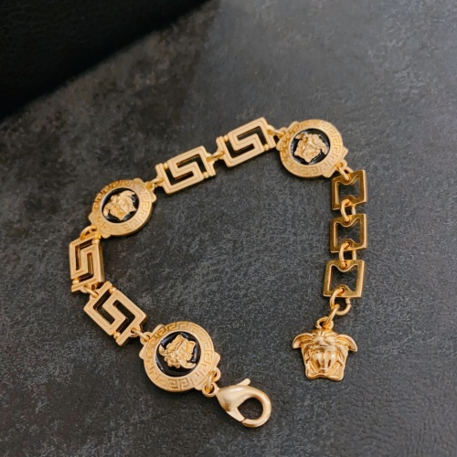Versace Bracelet #1046481