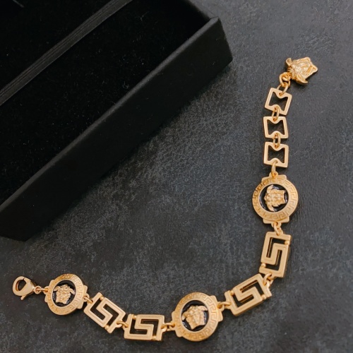 Replica Versace Bracelet #1046481 $36.00 USD for Wholesale