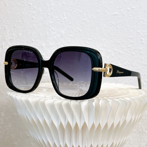 Salvatore Ferragamo AAA Quality Sunglasses #1047711