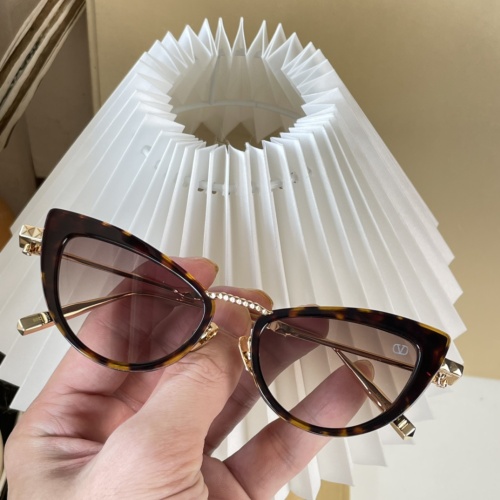 Valentino AAA Quality Sunglasses #1047738