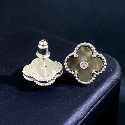 Van Cleef & Arpels Earrings For Women #1048012