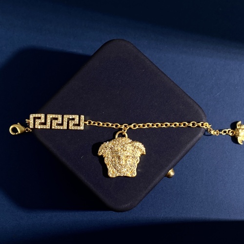 Replica Versace Bracelet #1048263 $32.00 USD for Wholesale