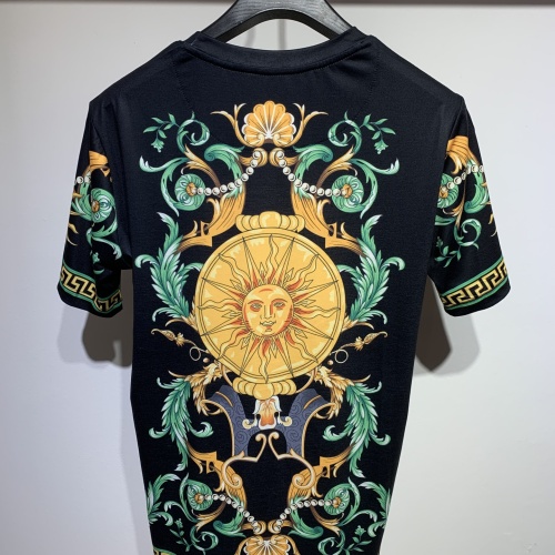 Replica Versace T-Shirts Short Sleeved For Men #1048409 $40.00 USD for Wholesale