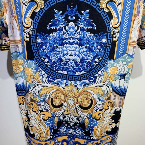 Replica Versace T-Shirts Short Sleeved For Men #1048410 $40.00 USD for Wholesale