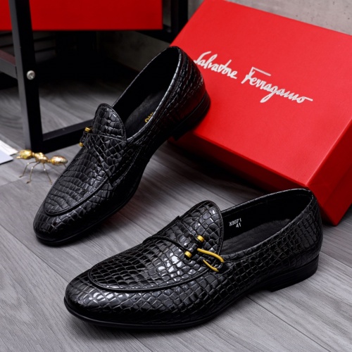 Salvatore Ferragamo Leather Shoes For Men #1048590