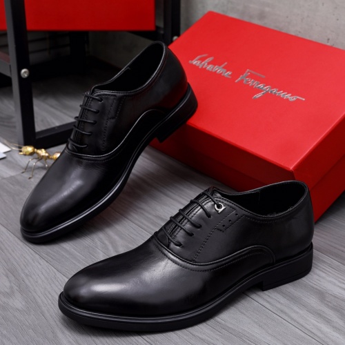 Salvatore Ferragamo Leather Shoes For Men #1048594