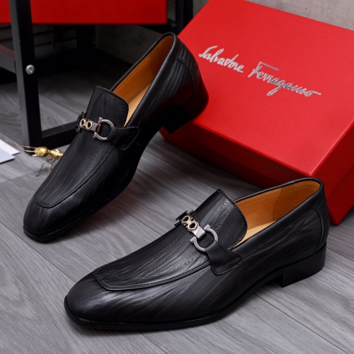 Salvatore Ferragamo Leather Shoes For Men #1049091