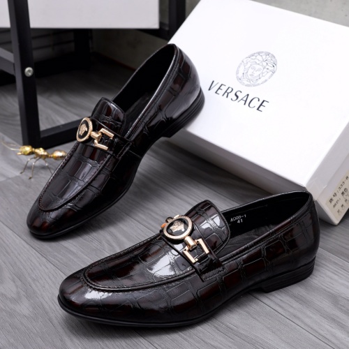 Versace Leather Shoes For Men #1049115