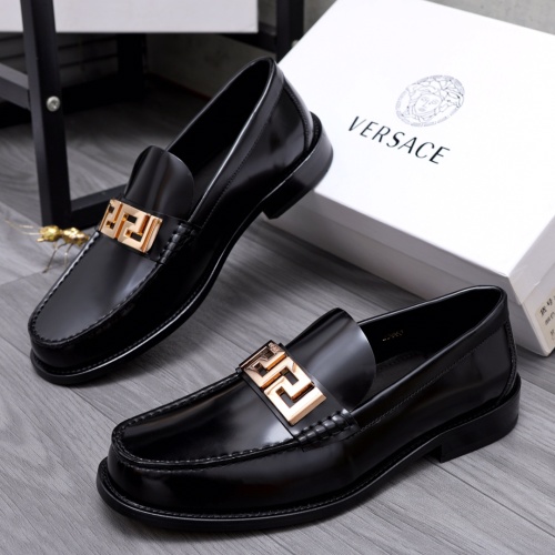 Versace Leather Shoes For Men #1049153
