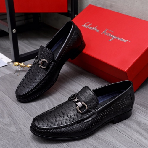 Salvatore Ferragamo Leather Shoes For Men #1049266