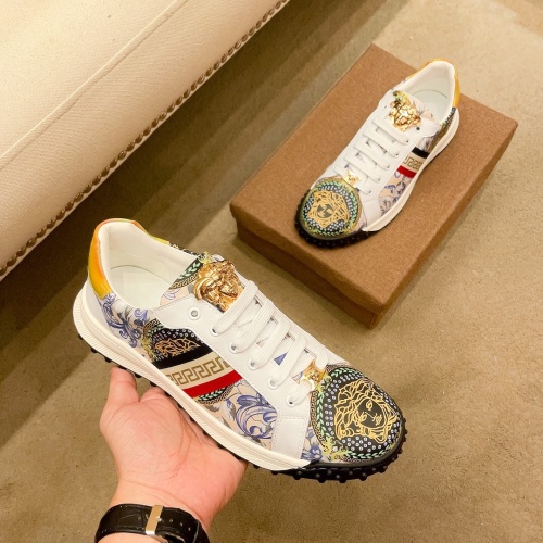 Replica Versace Casual Shoes For Men #1049327 $72.00 USD for Wholesale