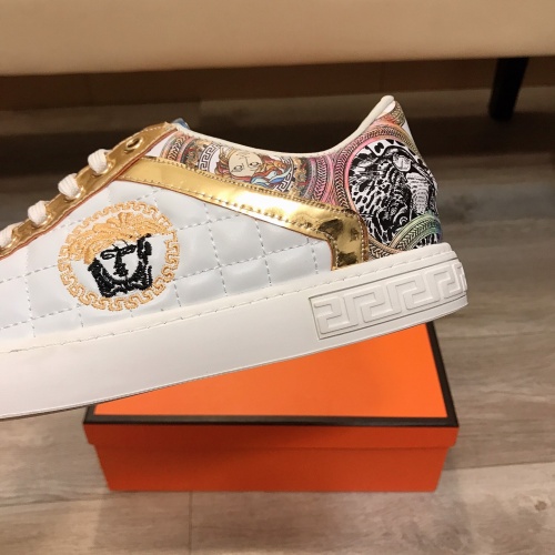 Replica Versace Casual Shoes For Men #1049592 $76.00 USD for Wholesale