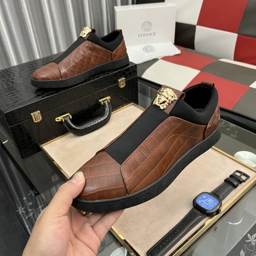Replica Versace Casual Shoes For Men #1049633 $72.00 USD for Wholesale