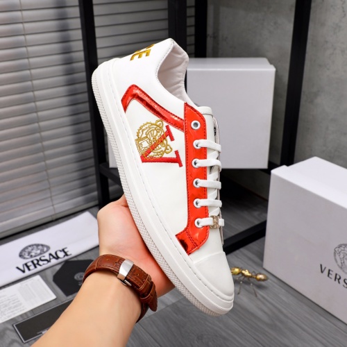Replica Versace Casual Shoes For Men #1049646 $72.00 USD for Wholesale