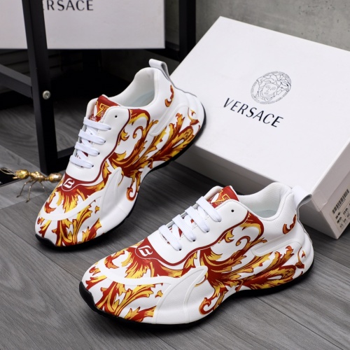 Versace Casual Shoes For Men #1049651
