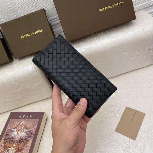 Bottega Veneta AAA Man Wallets #1049672