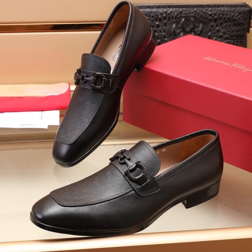 Salvatore Ferragamo Leather Shoes For Men #1050139
