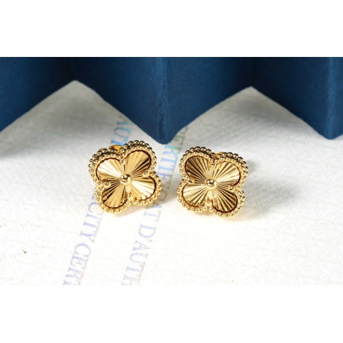 Van Cleef & Arpels Earrings For Women #1050256