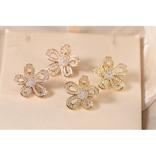 Replica Van Cleef & Arpels Earrings For Women #1050257 $36.00 USD for Wholesale