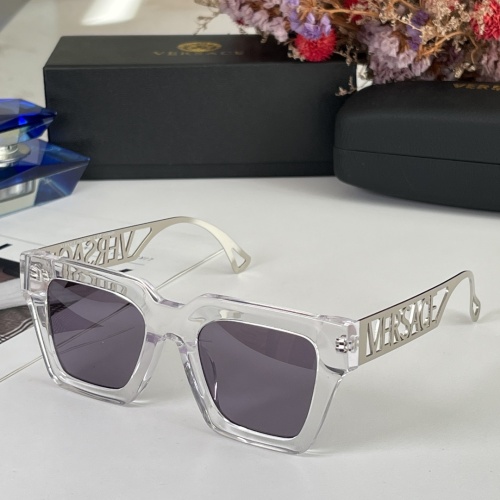 Versace AAA Quality Sunglasses #1050390