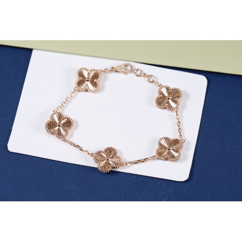 Van Cleef & Arpels Bracelet For Women #1050514