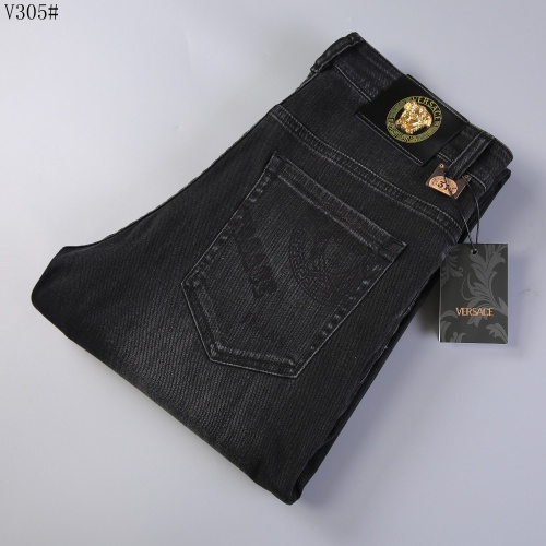 $42.00 USD Versace Jeans For Men #1050798