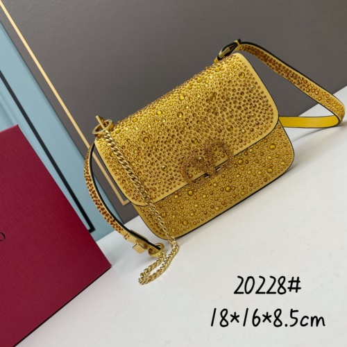 Valentino AAA Quality Messenger Bags For Women #1050971