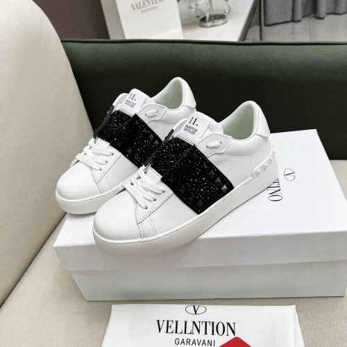 Valentino Casual Shoes For Women #1051098 $118.00 USD, Wholesale Replica Valentino Casual Shoes