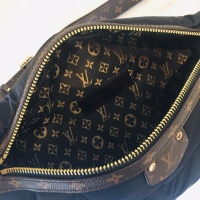 $64.00 USD Louis Vuitton LV AAA Quality Belt Bags For Women #1048200