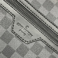 $82.00 USD Louis Vuitton AAA Man Messenger Bags #1048207