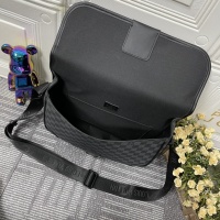 $82.00 USD Louis Vuitton AAA Man Messenger Bags #1048207
