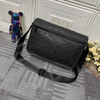 $82.00 USD Louis Vuitton AAA Man Messenger Bags #1048210