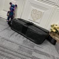 $82.00 USD Louis Vuitton AAA Man Messenger Bags #1048210