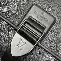 $82.00 USD Louis Vuitton AAA Man Messenger Bags #1048210