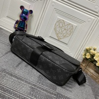 $82.00 USD Louis Vuitton AAA Man Messenger Bags #1048211