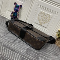 $82.00 USD Louis Vuitton AAA Man Messenger Bags #1048213