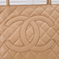 $92.00 USD Chanel AAA Quality Handbags For Women #1049608