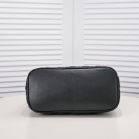 $92.00 USD Chanel AAA Quality Handbags For Women #1049610