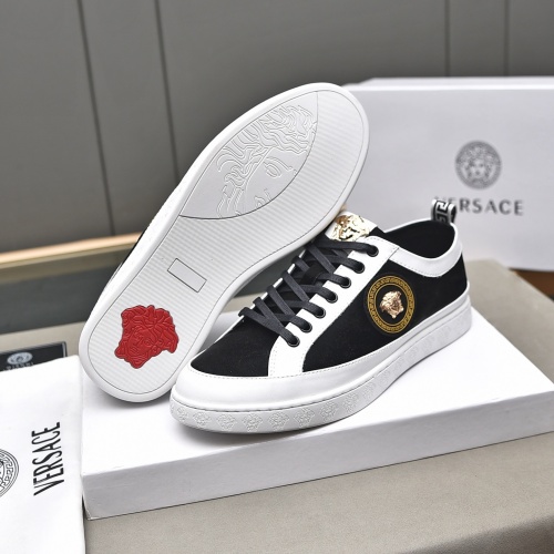 $76.00 USD Versace Casual Shoes For Men #1051181