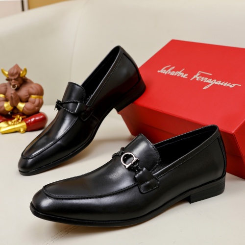 Salvatore Ferragamo Leather Shoes For Men #1051196