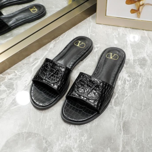 Valentino Slippers For Women #1051770