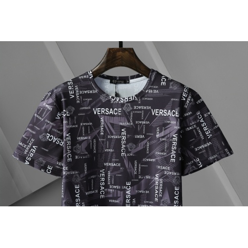Replica Versace T-Shirts Short Sleeved For Men #1052449 $25.00 USD for Wholesale