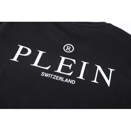 Replica Philipp Plein PP T-Shirts Short Sleeved For Men #1052735 $27.00 USD for Wholesale