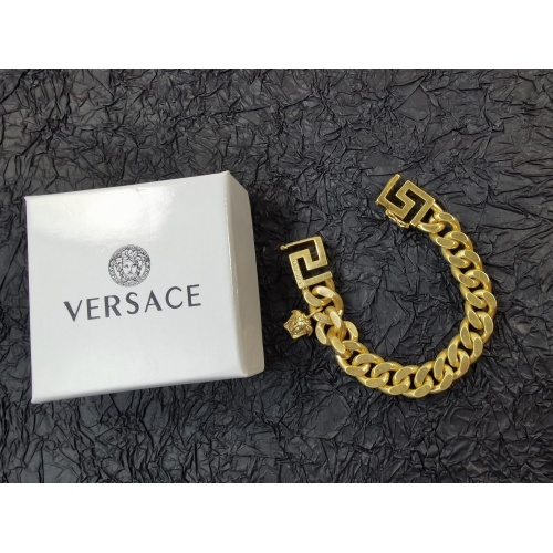 Replica Versace Bracelet #1053711 $36.00 USD for Wholesale