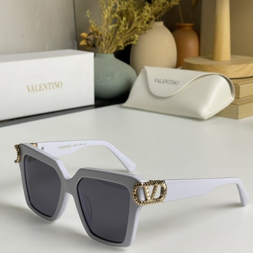 Valentino AAA Quality Sunglasses #1054175 $52.00 USD, Wholesale Replica Valentino AAA Quality Sunglasses