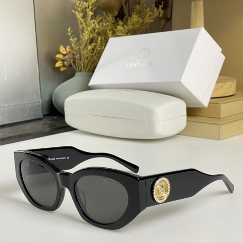 Versace AAA Quality Sunglasses #1054256