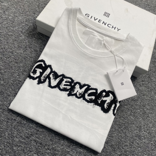 Replica Givenchy T-Shirts Short Sleeved For Unisex #1055341 $39.00 USD for Wholesale