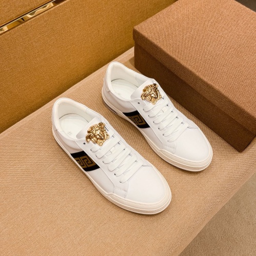 Replica Versace Casual Shoes For Men #1056053 $72.00 USD for Wholesale