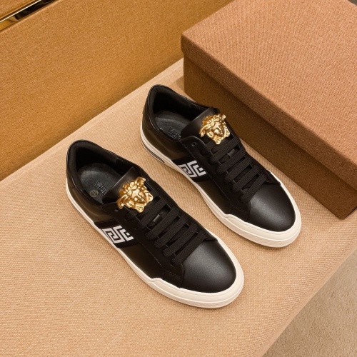 Replica Versace Casual Shoes For Men #1056057 $72.00 USD for Wholesale